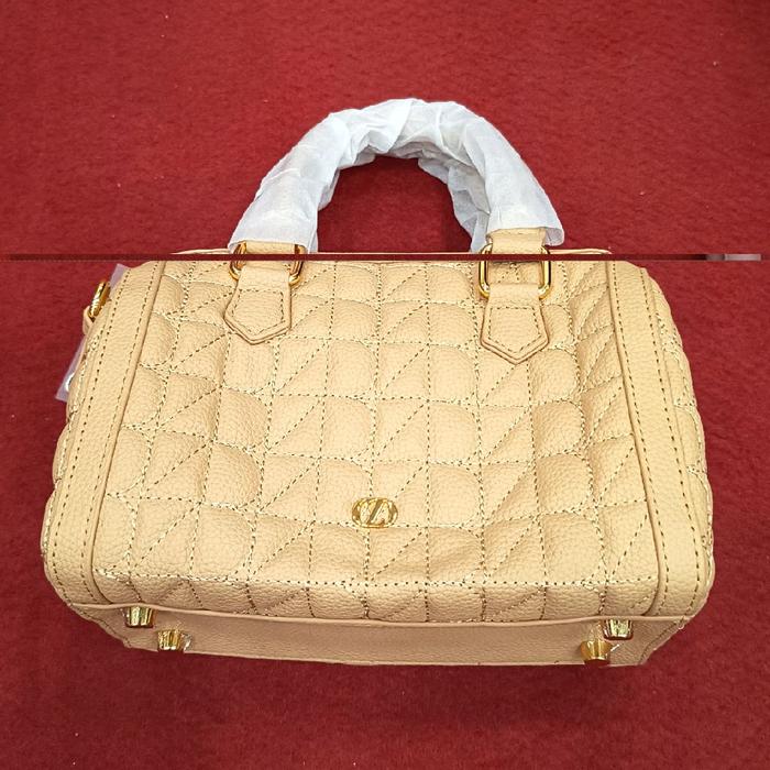 Zytadelia Sadle Small Bag Biscuit - Tas Kecil Elegan dengan Desain Quilted dan Warna Biscuit
