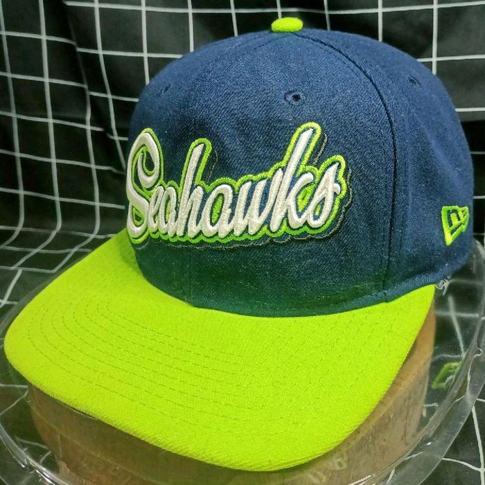 New Era Topi NFL Seattle Seahawks Size Dewasa 56-59cm Bahan Polyester Kualitas Terbaik