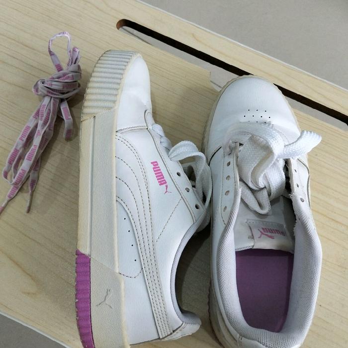 Puma Sepatu Wanita Preloved Original Warna Putih List Pink Shoes Dengan Tali Pink