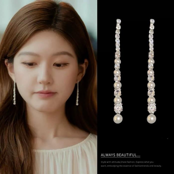 Zhao Lusi inspired: anting tassel panjang mutiara & berlian, simpel dan berkilau