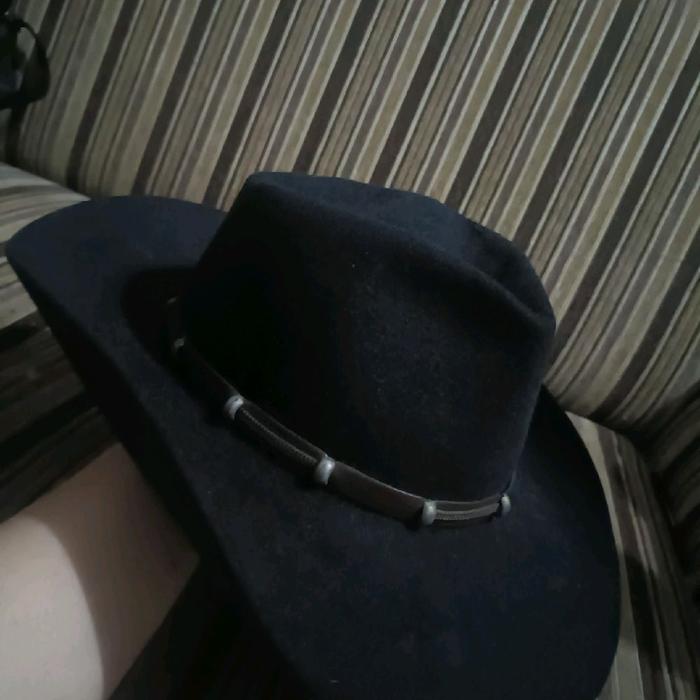 Akubra Topi Akubra Hitam Style Vintage Size 56-57 dengan Desain Klasik dan Nyaman