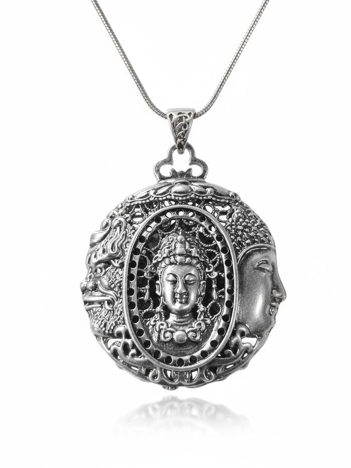 Kalung 'Inner Wisdom' Buddha Pendant | Temukan Ketenangan Batinmu di Sini