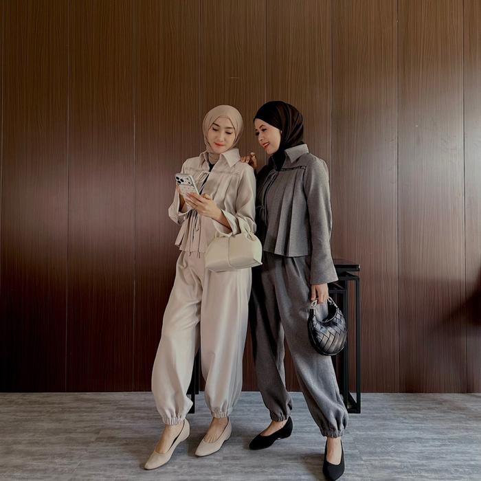 Lyms Yessy Oneset Modern Kekinian - Setelan Fashion Terkini untuk Tampilan Elegan dan Nyaman