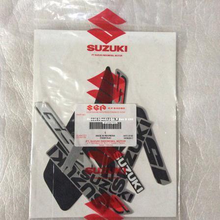 Striping Set Suzuki GSX S 150 Silver  2017
