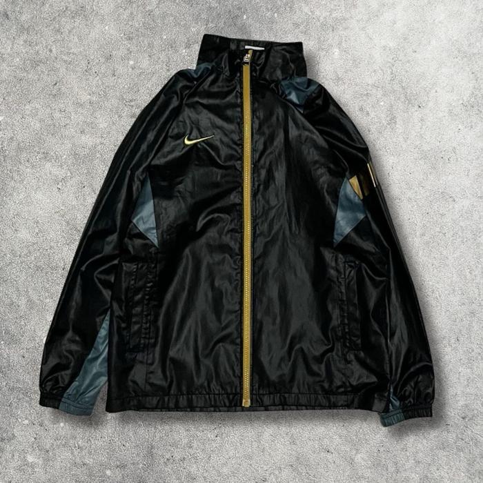 Jaket Nike Windbreaker Hitam Emas Size M Original - Minus Zipper