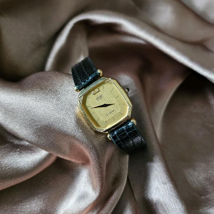SEIKO EXCELINE DIAMOND GOLD PLATED BEZEL SIMPLE INDEX QUARTZ LEATHER HANDMADE JDM LADIES ORI JAM TAN