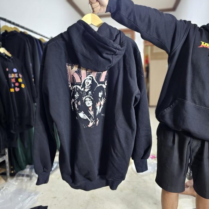 jaket hitam kiss bisa cod