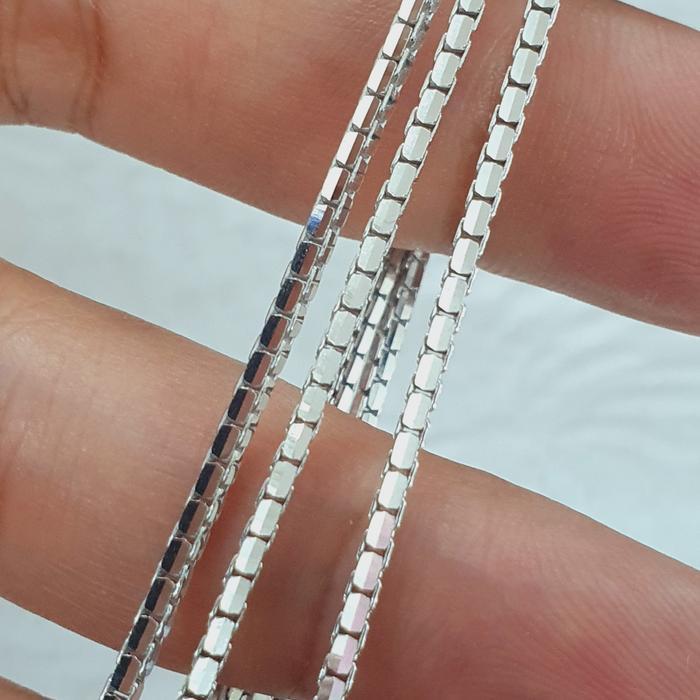 KALUNG ITALY SANTA TANGGUNG PUTIH POLOS EMAS 75% 750 75 % 17K 12 GR AN