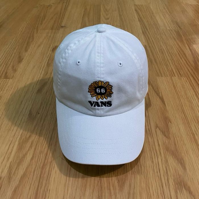 Vans baseball cap white ..