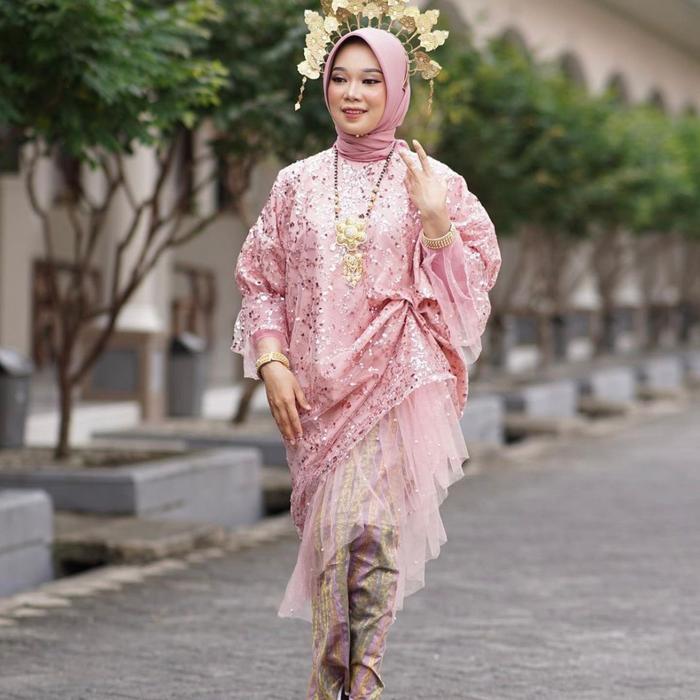 1 set sarung + Baju Bodo Modern Full Spanggel Eksklusif Dress Pesta Wanita