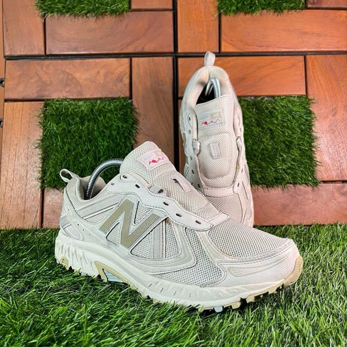 New Balance 410 V5 Good Condition