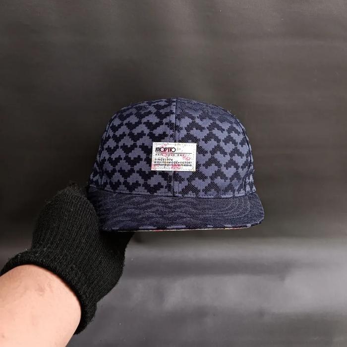 Topi Snapback Unisex Pria Wantia MOVITO AOP