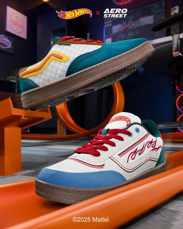 Aerostreet X Hot Wheels Limited Edition Original Sneakers Casual Shoes HotWheels Pria
