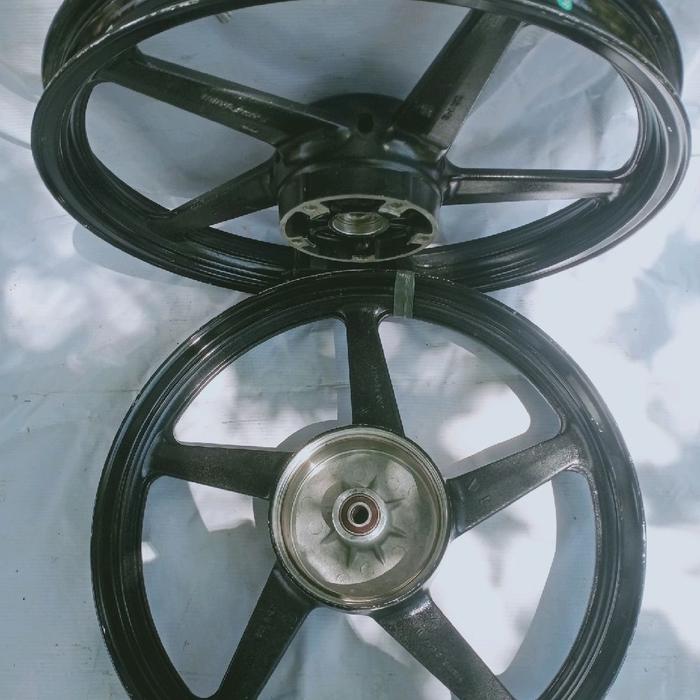 VELG PELEK RASING VIXION OLD