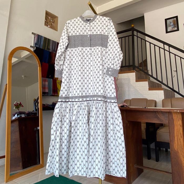 Zura Dress by Journey Scarves