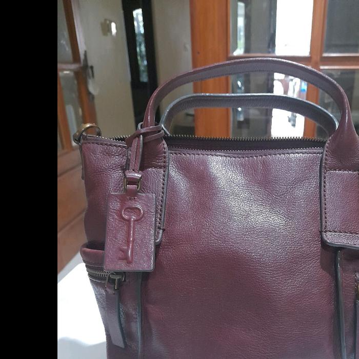 fossil emerson medium maroon