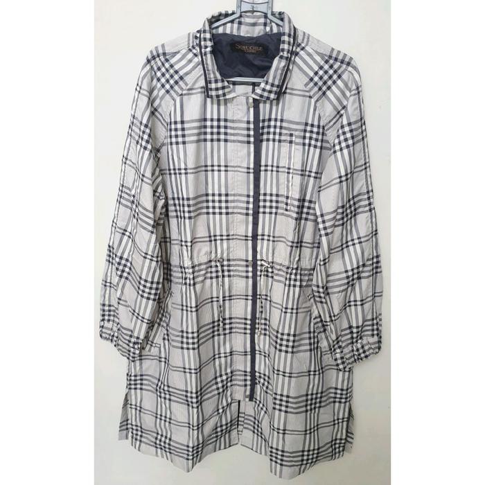 jaket parka ringan/tidak tebal, jaket panjang ala motif burbur, brand SERUCHEE LADIES, second monza