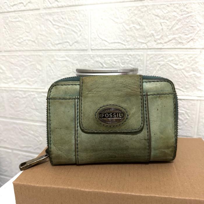 Dompet medium f*ossil ocil. Dompet medium kulit asli. Dompet prelop. Hijau mint