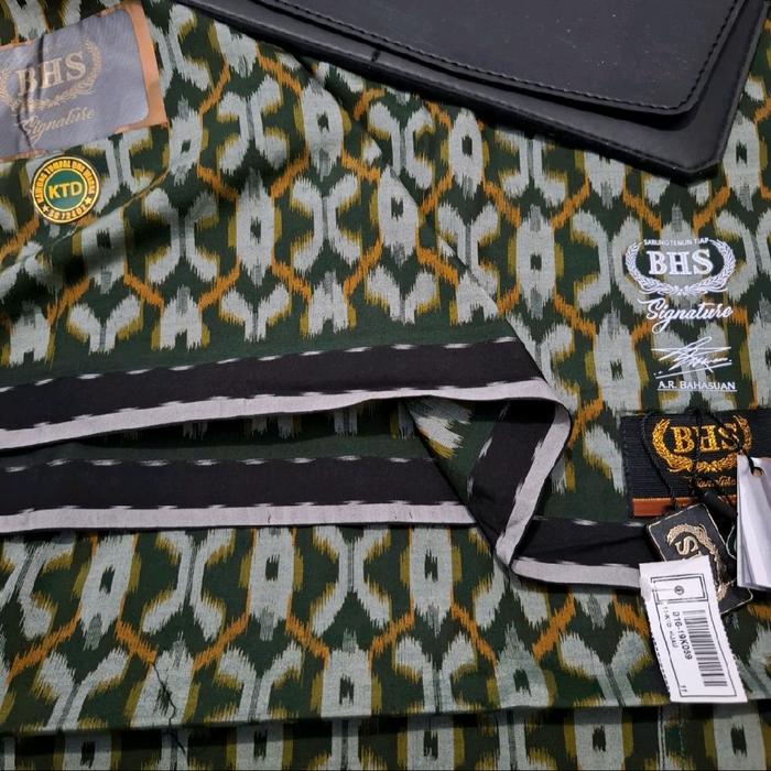 Sarung BHS Signature KTD Gold Lawas Sutra Spunsilk Jahit Tengah ATBM Limited