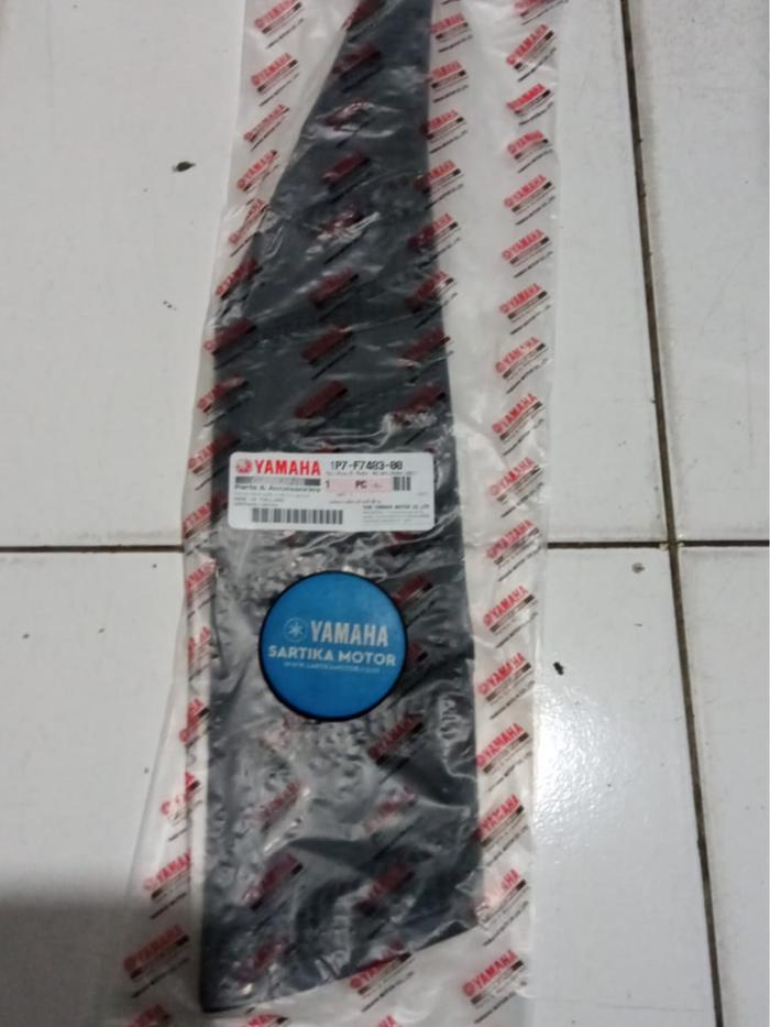 Original Mat 1 Sebelah Kiri Yamaha NOUVO-Z