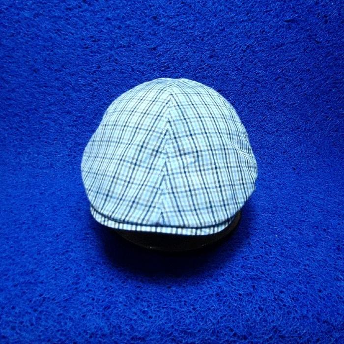 flat cap topi seniman lacoste size m