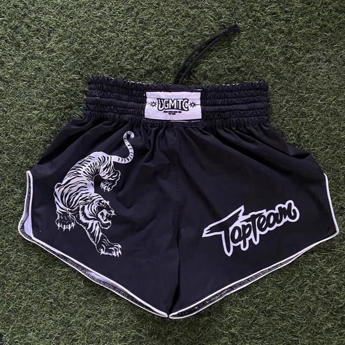 Celana Muaythai UGM dengan Desain Tiger dan Logo Tapteams - Olahraga