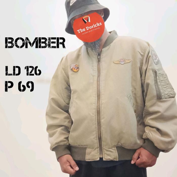 BOMBER JACKET , JAKET PILOT , MILITARY JACKET