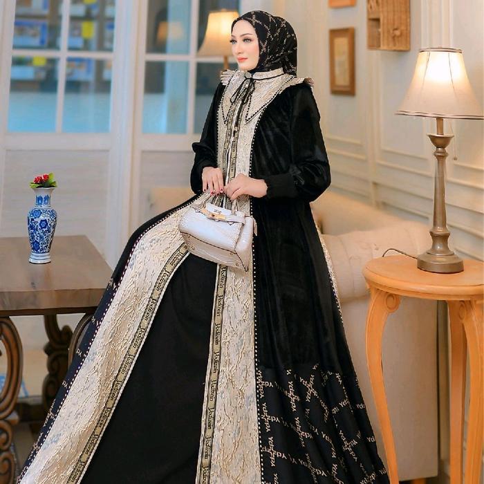 PROMO TERBATAS !!!!! GAMIS PETRA SERIES BY YODIZEIN BAHAN SILK MIX OUTER JAGUAR DAN BLUDRU - Hitam J