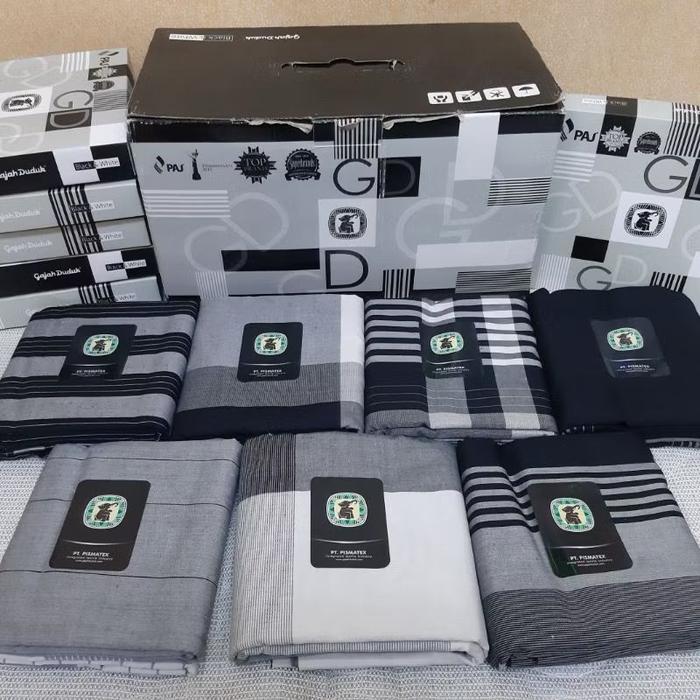 CD Sarung GAJAH DUDUK Black & White BW Hitam Putih Kain Tenun Pria Muslim Islam Dewasa Laki Remaja J