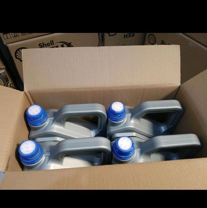 Satu dus satu karton Oli mobil Toyota TMO 10w-40 4Liter isi 4 pcs