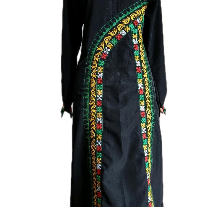 gamis kerawang gayo untuk wanita dewasa.