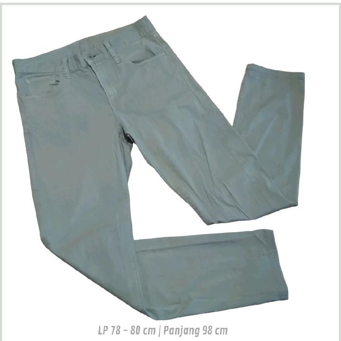 Celana Panjang Chinos Uniqlo Sage Green