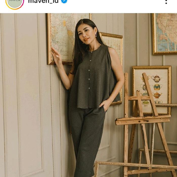 maven set forry fox in mountain view (black) new with tag