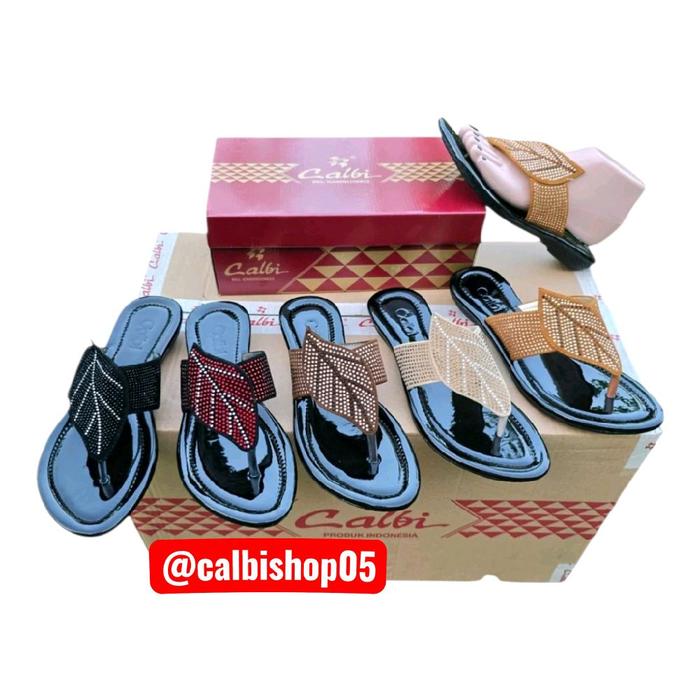 Calbi Sandal Calbi Original Model Jepit Permata Daun Flat Hak Rata dengan Desain Elegan dan Nyaman