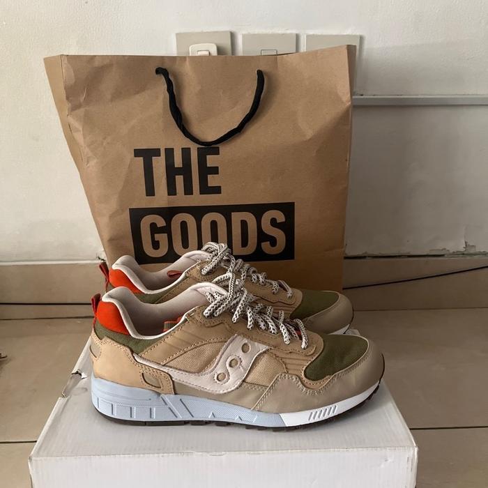 Sepatu Saucony Shadow 5000