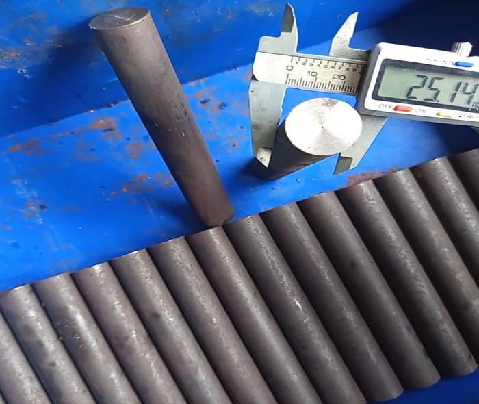 Material Besi potongan As Diameter 25 mm Panjang 165± mm