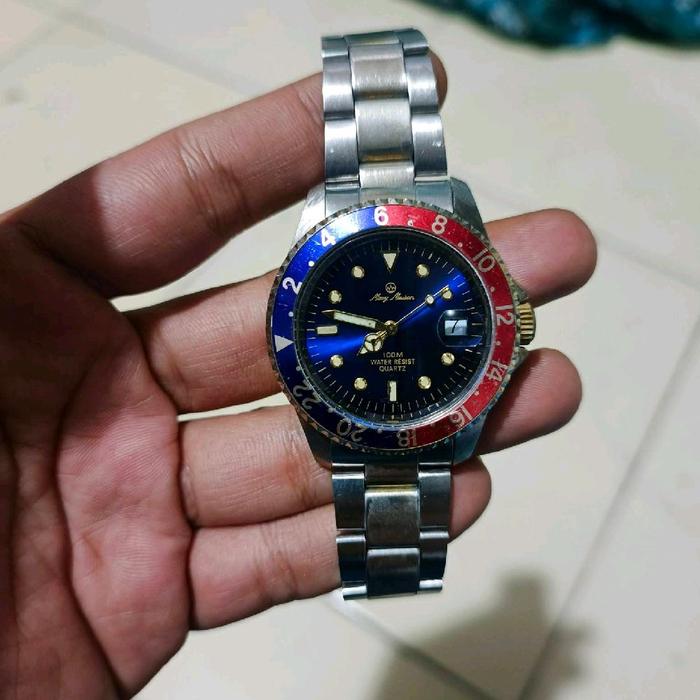 Mavy Maison Jam Tangan Pria dengan Tali Stainless Steel dan Dial Biru Elegan