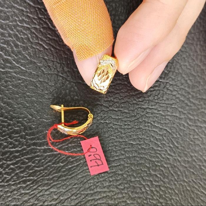 Anting Emas Asli Model Klip Cristal Kadar 700 Emas 22 Karat Berat 1 Gr