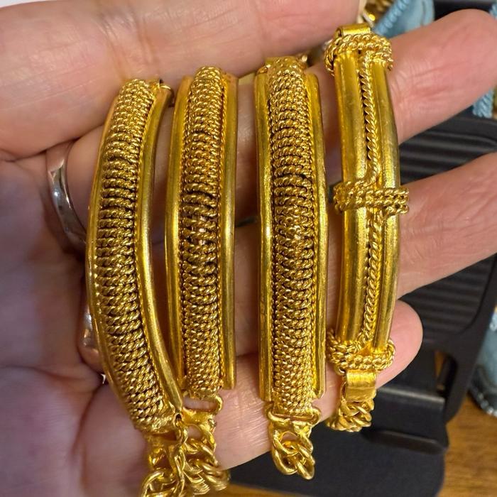 Gelang Rantai Emas 24 Karat Imitasi Berkualitas Premium. Dikirim random
