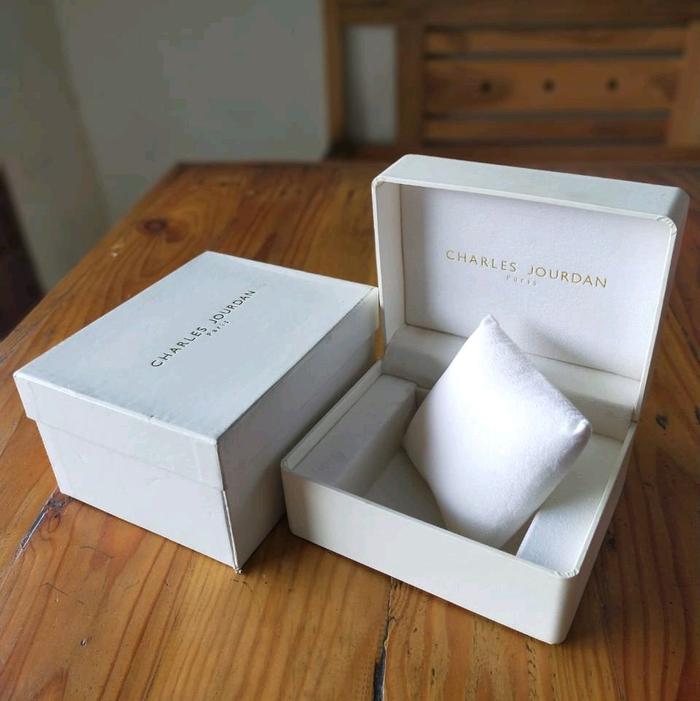 Kotak Box Jam Tangan Charles Jourdan Paris
