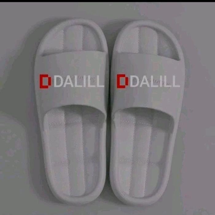 Dalill Sandal Putih Nyaman untuk Penggunaan Sehari-hari