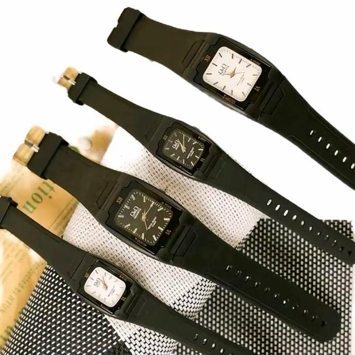 Jam tangan kotak kecil, cewe cowo
