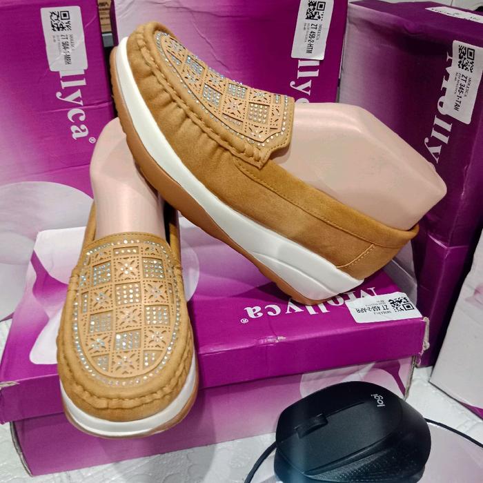 Sepatu Wanita Kekinian ZT 345_1 TAN-2025# Terbaru dari Mollyca - Shoes, Heels, Kaca