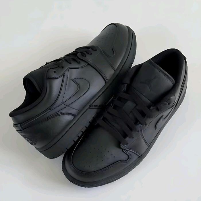 SEPATU SNEAKERS JORDAN LOW FULL BLACK UNISEX