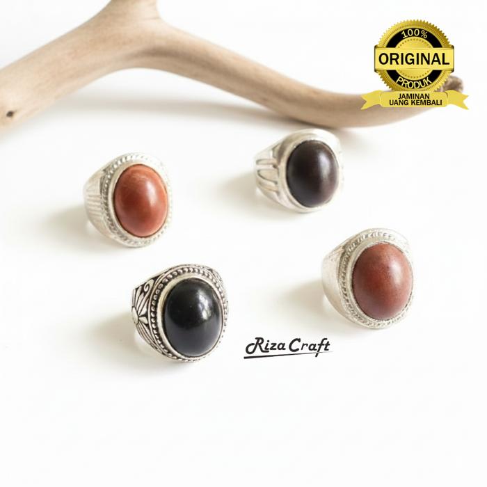 Cincin Aesthetic Kayu Gaharu Merah - Galih Fosil Kelor Hitam - Galih Nagasari Merah Cirebon - Galih 