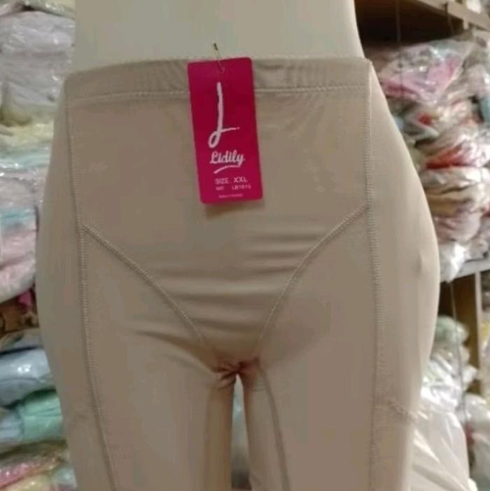 ANTEP ANTI TEPOS CELANA DALAM BUSA PANTAT PAHA KELILING LIDILY BAHAN BAGUS Wanita Pendek Karet Tebal