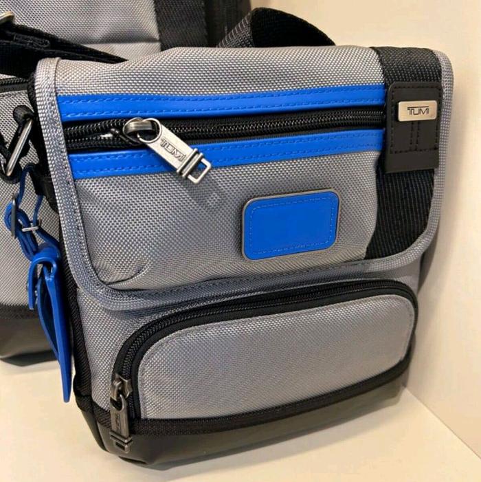 Tas Pria TUMI Kerby Crossbody Graphite Blue Men