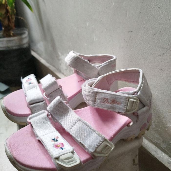 sendal sepatu skechers D'lites original size 28.5 bagus