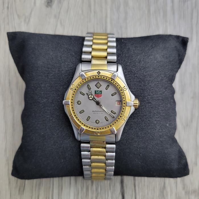 Tag Heuer 2000 Professional 200 meters