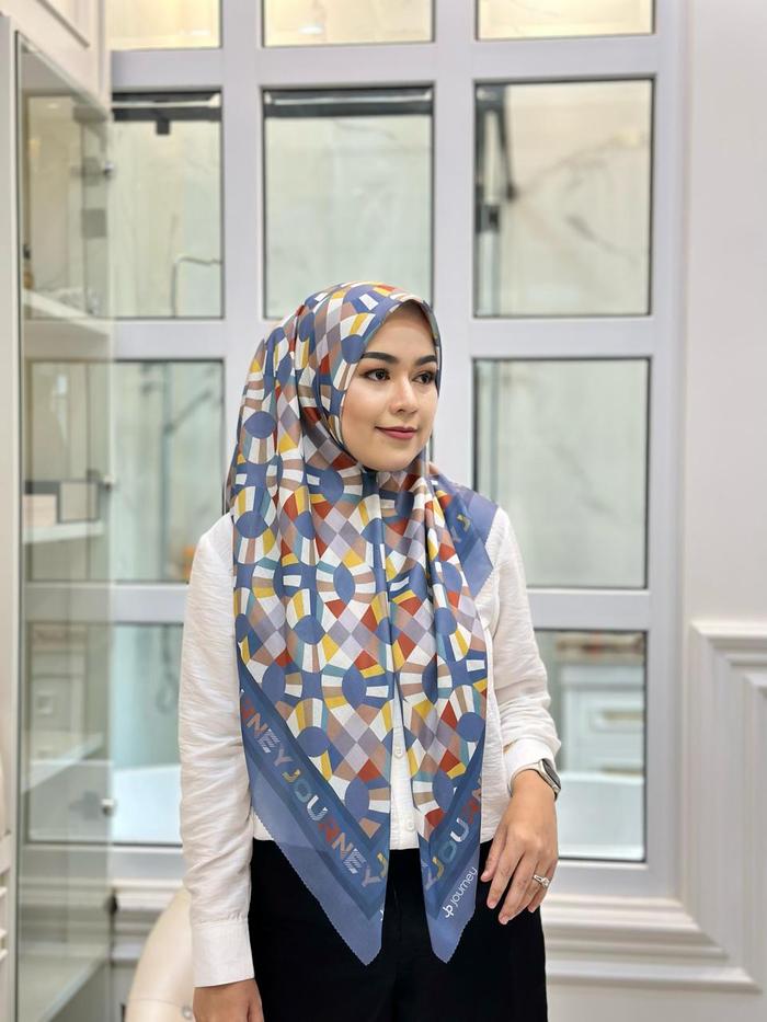 Hanna & Nadia Series By Journey Scarf // Journey Ori